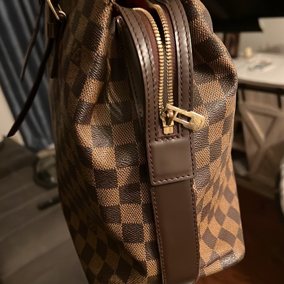 Preloved LV Chelsea ebony in damier beautiful authentic medium/large size purse - Picture 6 of 9